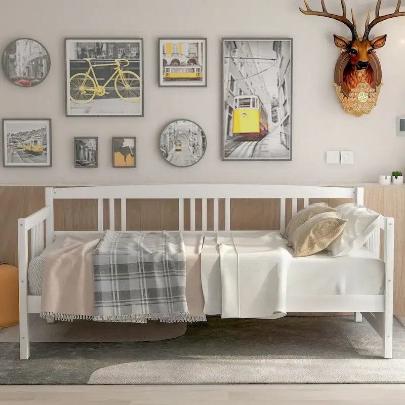 Modern Solid Wood Daybed, Multifunctiona
